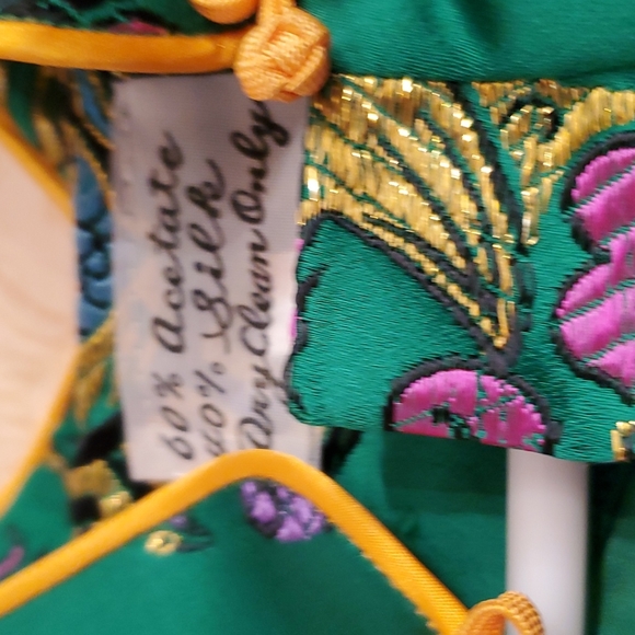 Kimono - Picture 3 of 3